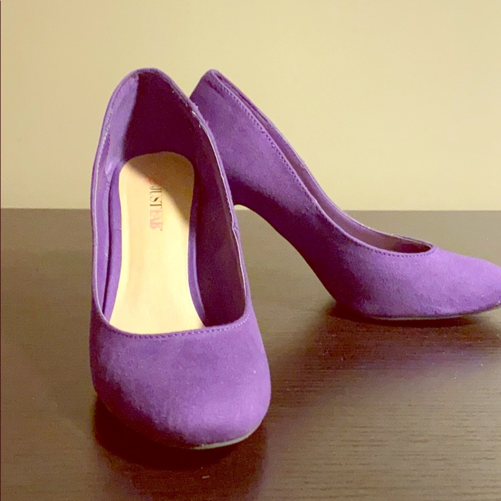JustFab Classic Faux Suede Purple Heels 7.5